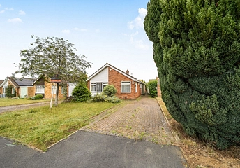 3 bedroom bungalow for sale - Links Road, Kennington, Oxford, OX1 - Property View 1